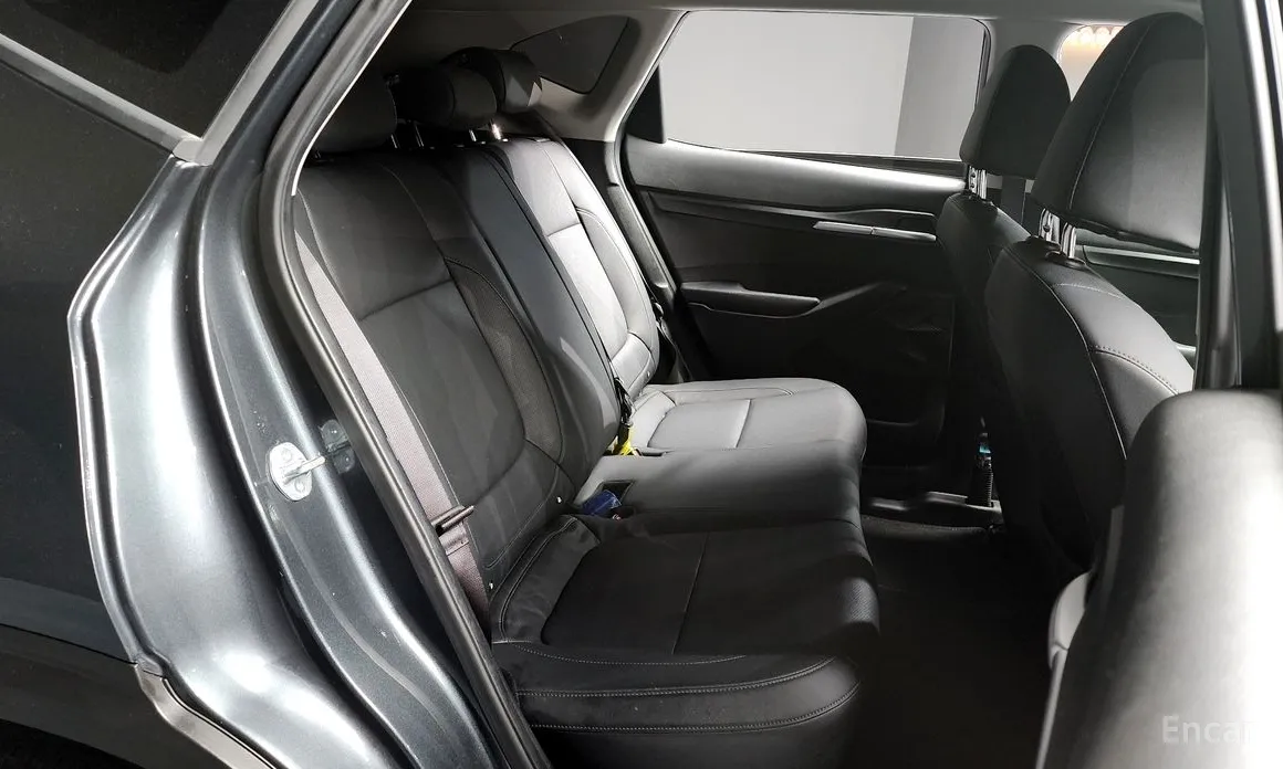 Фото 12 - Kia Seltos