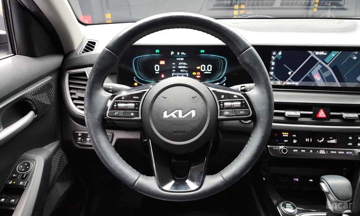 Фото 13 - Kia Seltos