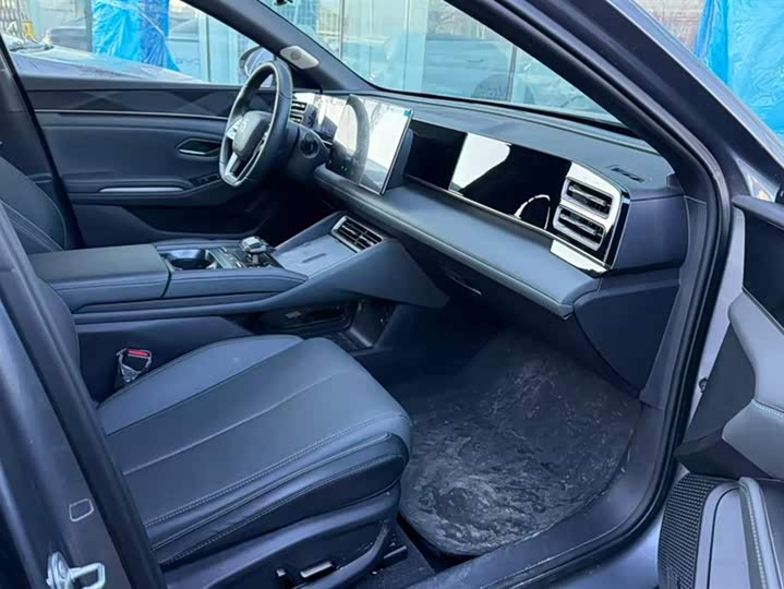 Фото 9 - BYD Qin L