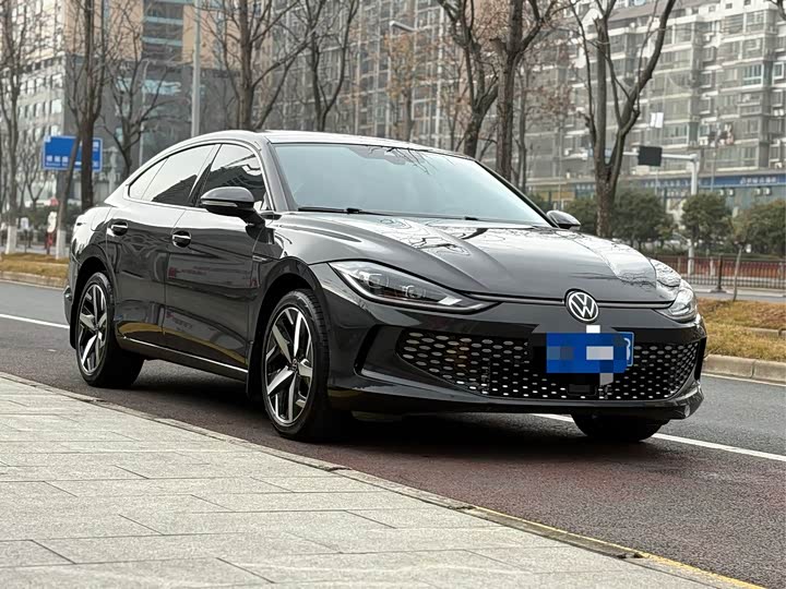 Фото 3 - Volkswagen Lamando L