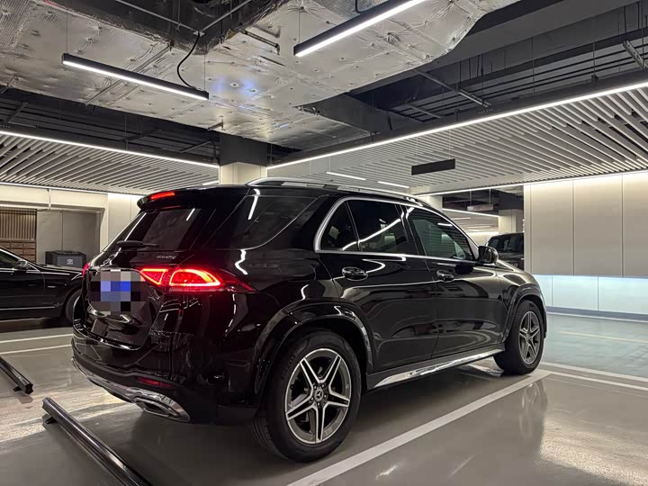 Фото 4 - Mercedes-Benz GLE-Class