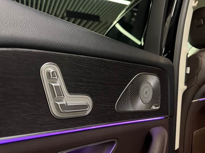 Фото 9 - Mercedes-Benz GLE-Class