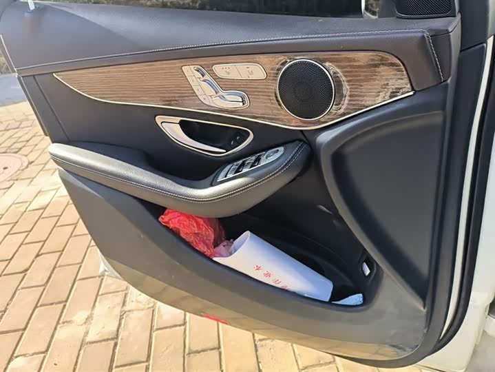 Фото 7 - Mercedes-Benz GLC-Class