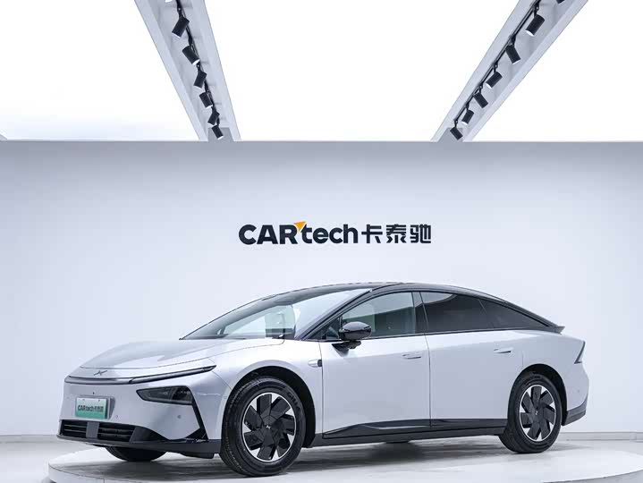 Фото 1 - XPeng F57