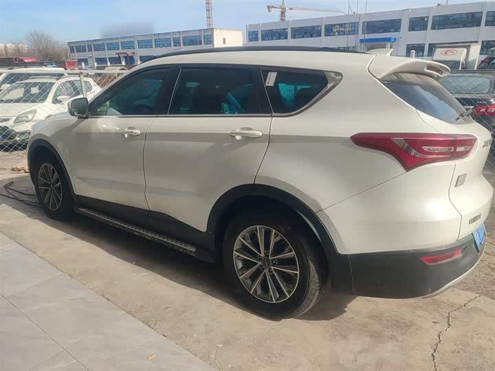 Фото 5 - Jetour X70S