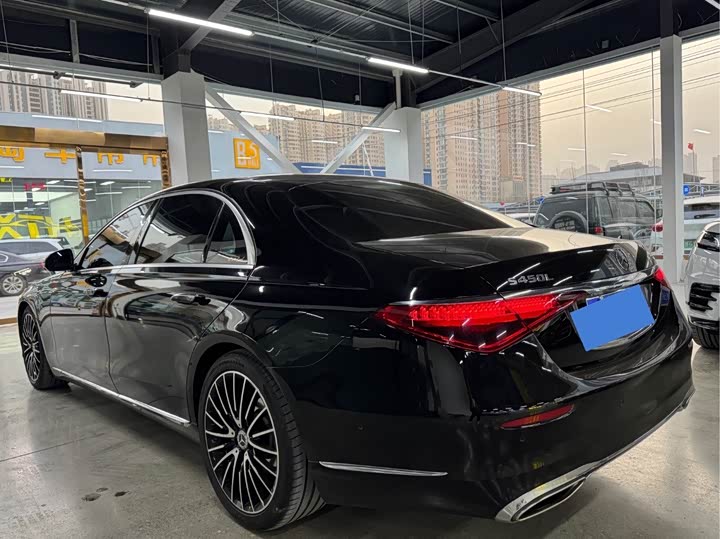 Фото 4 - Mercedes-Benz S-Class