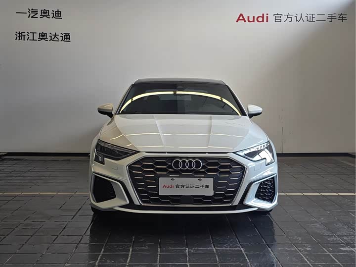 Фото 2 - Audi A3