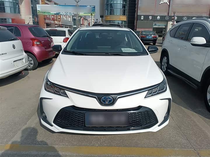 Фото 3 - Toyota Corolla