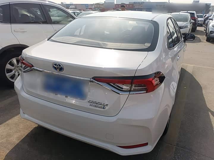 Фото 6 - Toyota Corolla