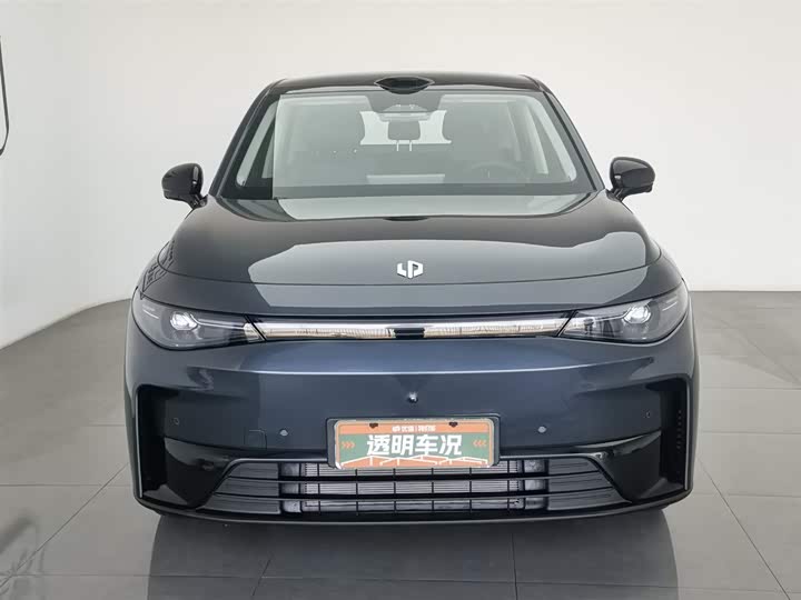 Фото 3 - Leapmotor C10