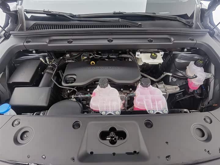 Фото 6 - Leapmotor C10