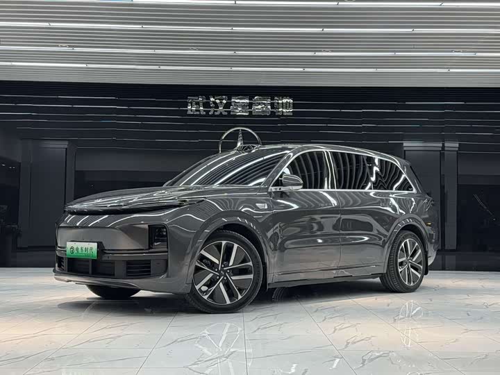 Фото 1 - LiXiang L9