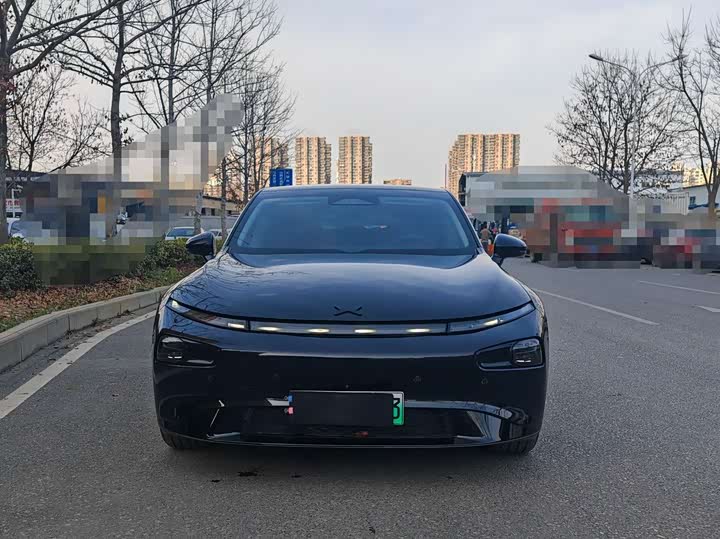 Фото 2 - XPeng P7