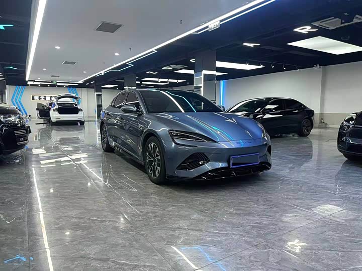 Фото 3 - BYD Seal