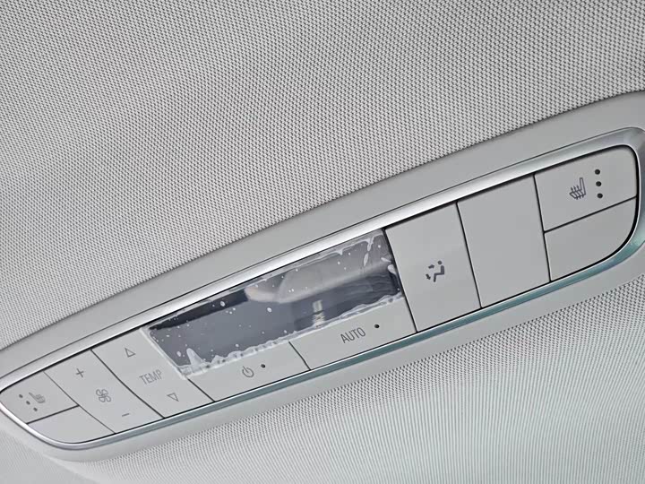 Фото 7 - Buick GL8 ES