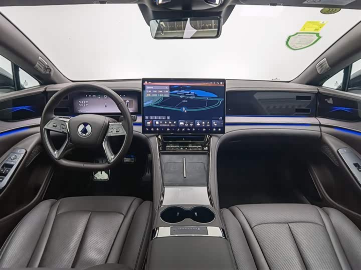 Фото 5 - Denza Z9