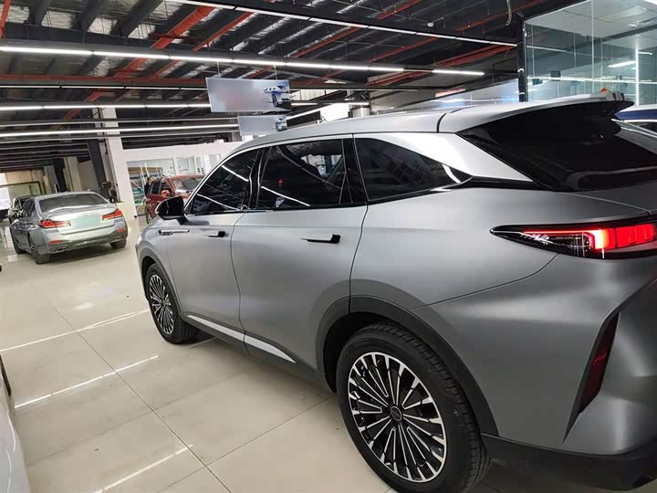 Фото 5 - Exeed RX