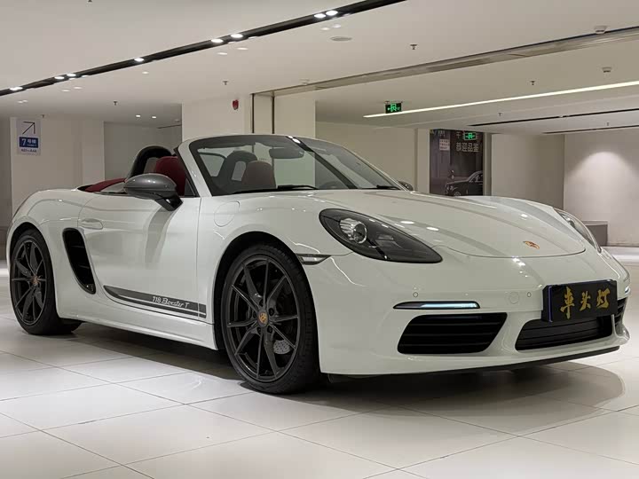 Фото 3 - Porsche 718