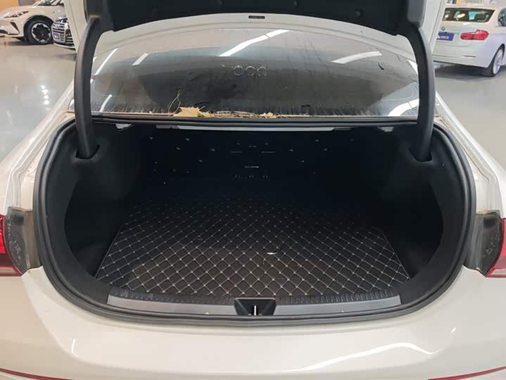 Фото 4 - Mercedes-Benz A-Class