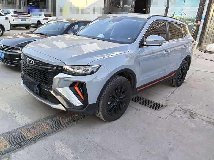 Фото 1 - Geely Atlas