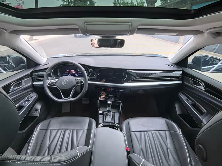 Фото 9 - Volkswagen Passat