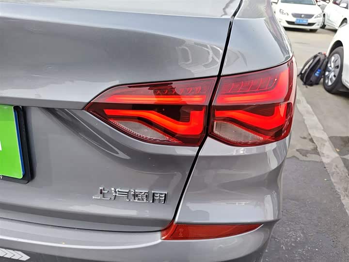 Фото 8 - Chevrolet Monza