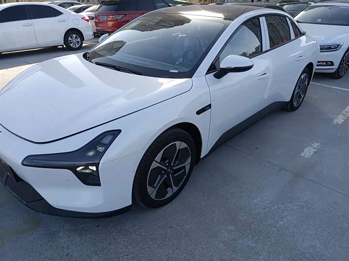 Фото 5 - XPeng Mona M03