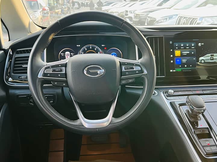 Фото 4 - GAC Trumpchi M8