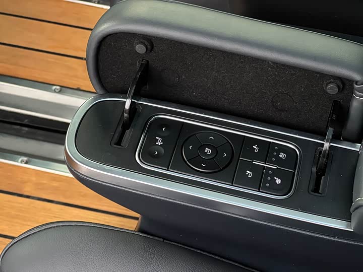 Фото 5 - GAC Trumpchi M8