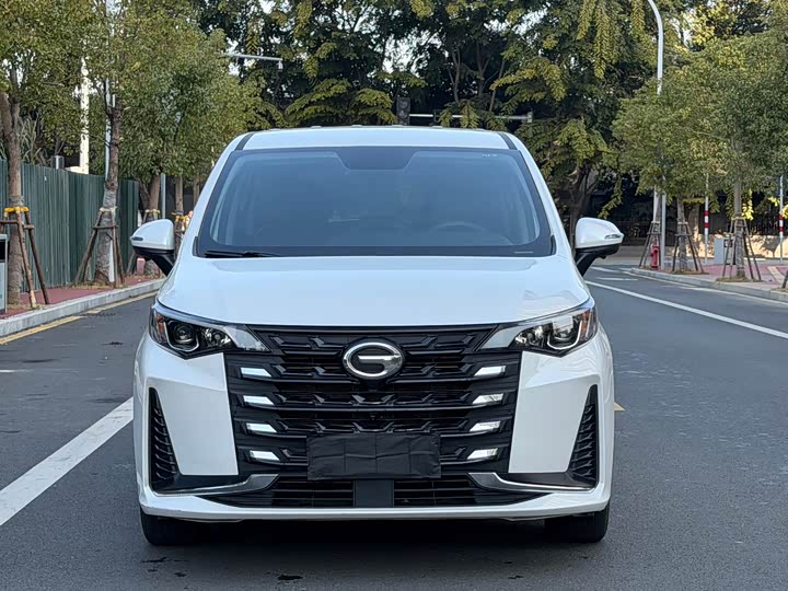 Фото 2 - GAC Trumpchi M6