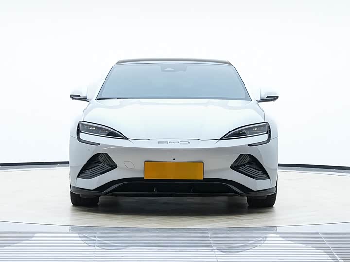 Фото 2 - BYD Seal