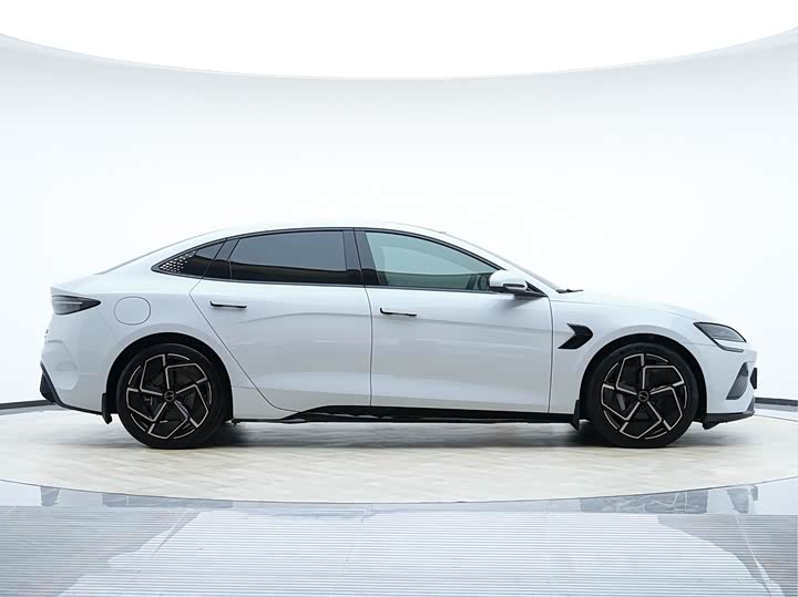 Фото 4 - BYD Seal