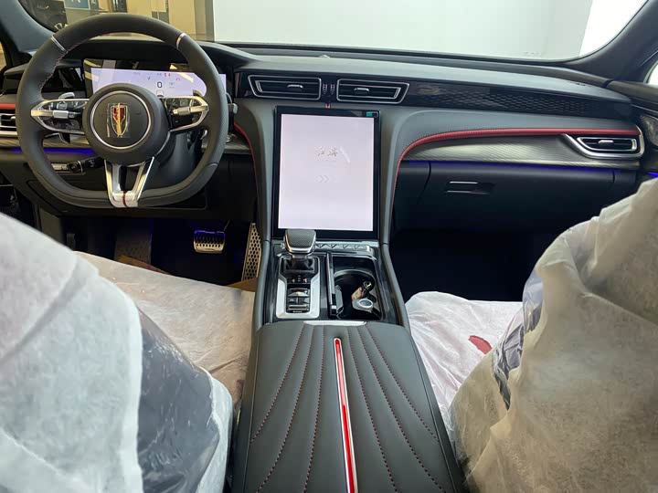 Фото 8 - Hongqi H6