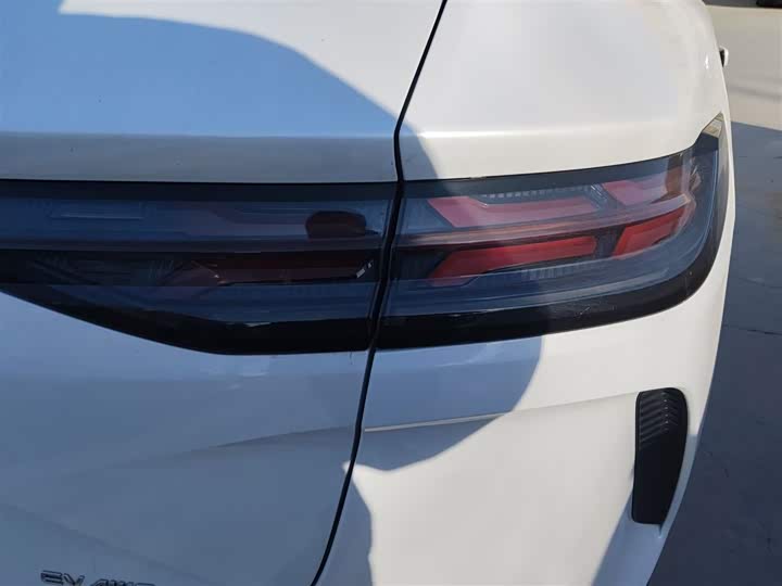 Фото 8 - Denza N7