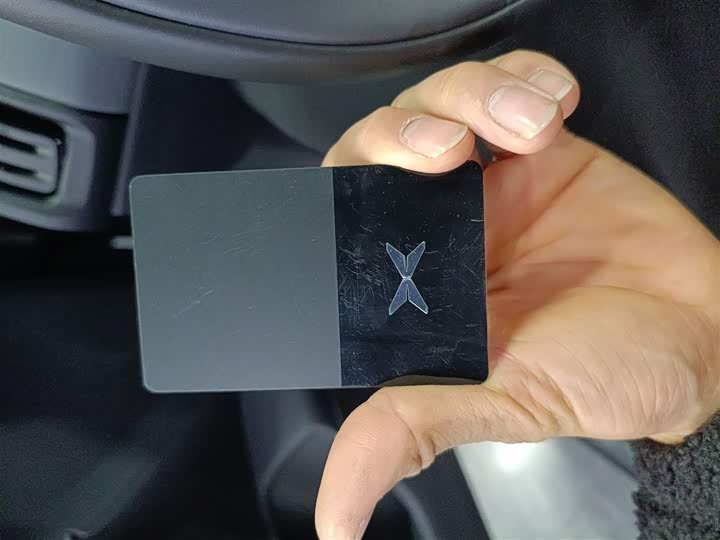 Фото 9 - XPeng F57