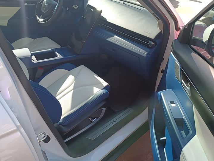 Фото 8 - XPeng G3