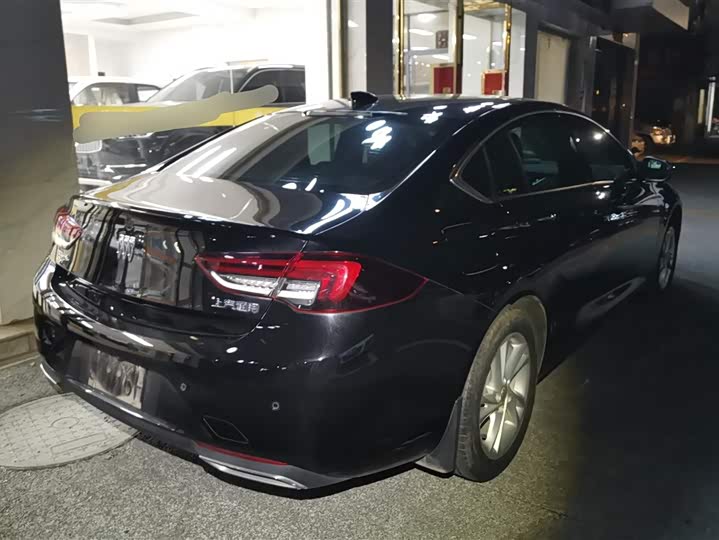 Фото 3 - Buick Regal