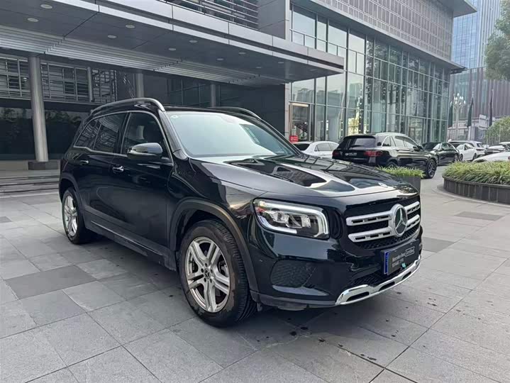 Фото 3 - Mercedes-Benz GLB-Class