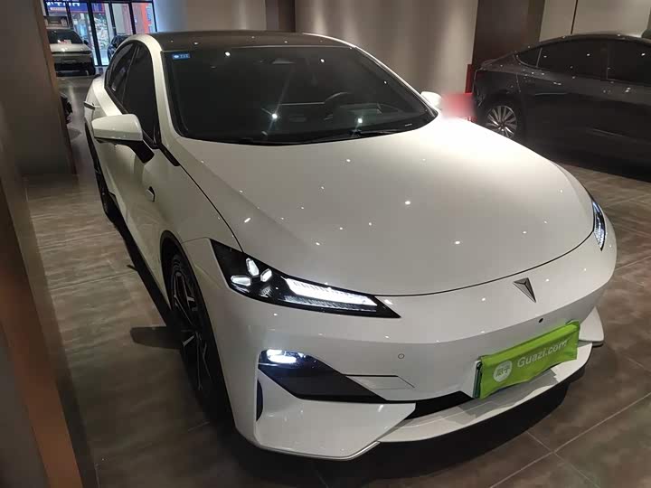 Фото 4 - Changan Deepal SL03