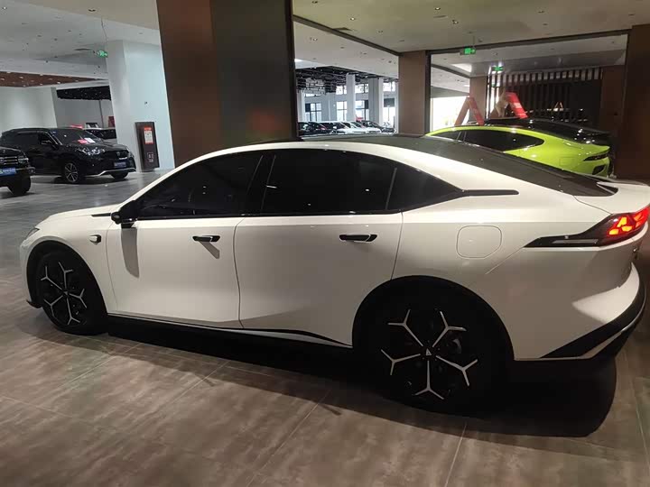 Фото 5 - Changan Deepal SL03