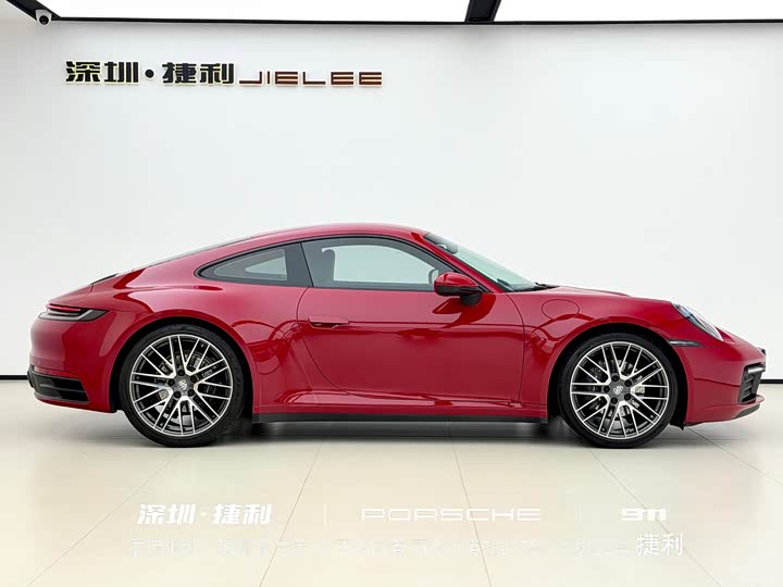 Фото 3 - Porsche 911