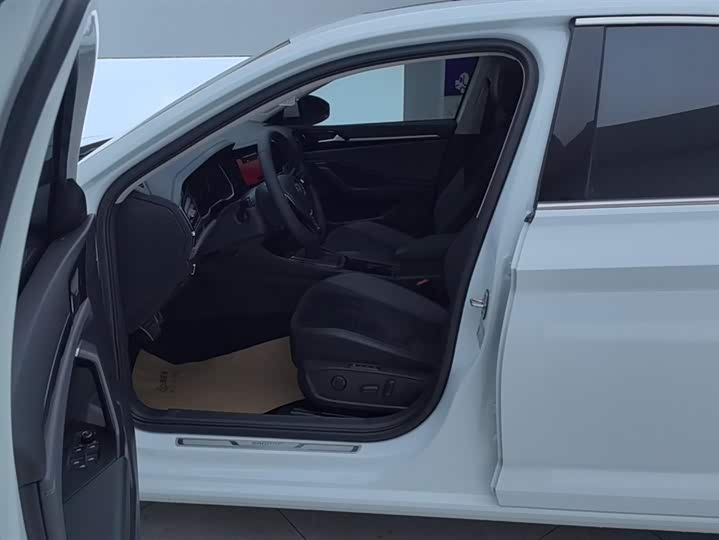 Фото 9 - Volkswagen Sagitar L