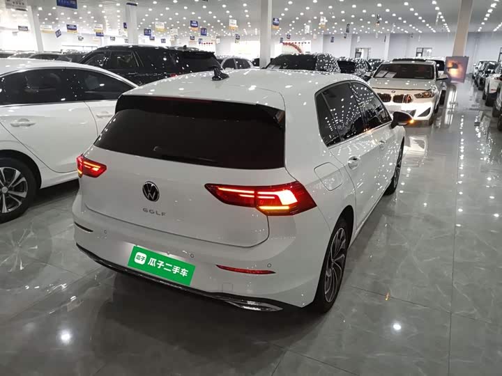 Фото 7 - Volkswagen Golf