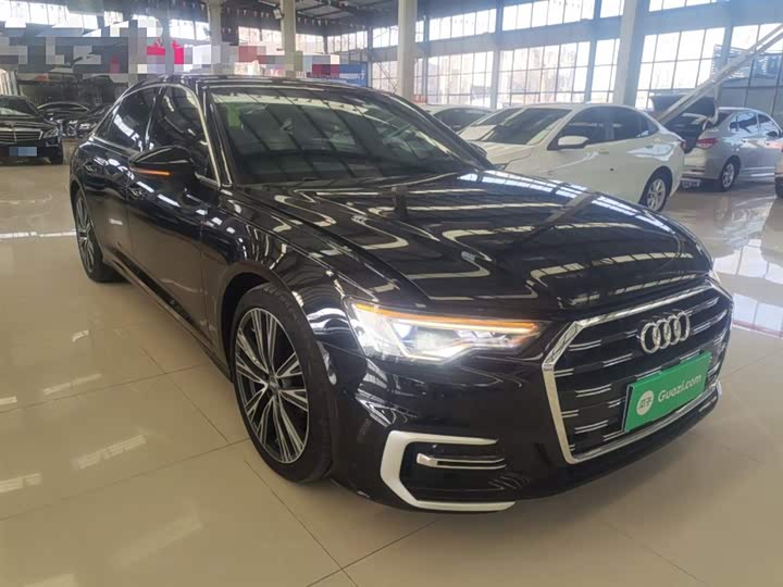 Фото 4 - Audi A6L