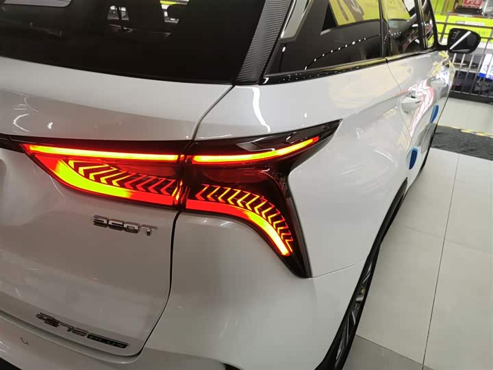 Фото 8 - Changan CS75 Plus