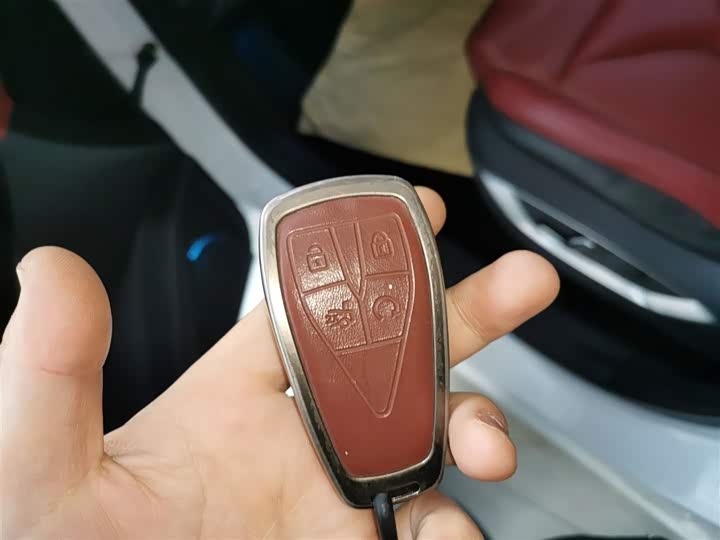 Фото 9 - Changan CS75 Plus