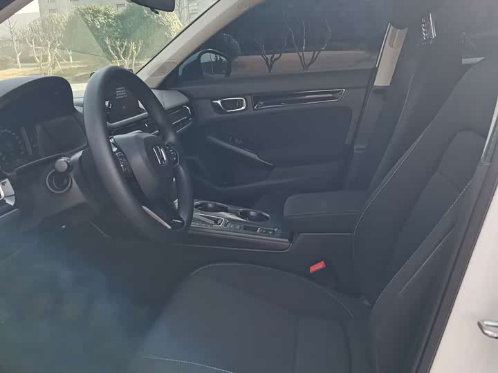 Фото 4 - Honda Civic