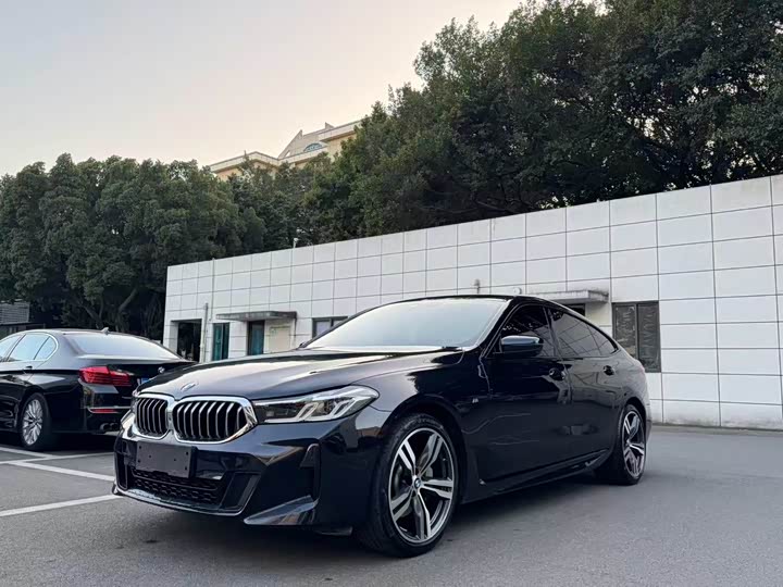 Фото 1 - BMW 6 Series GT