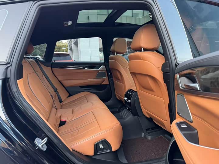 Фото 7 - BMW 6 Series GT