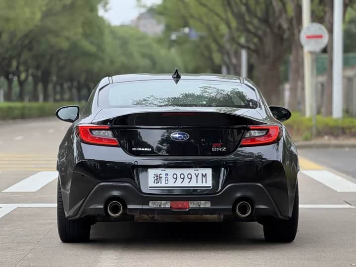 Фото 7 - Subaru BRZ